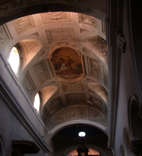 L'interno della cattedrale, con la nuova volta settecentesca